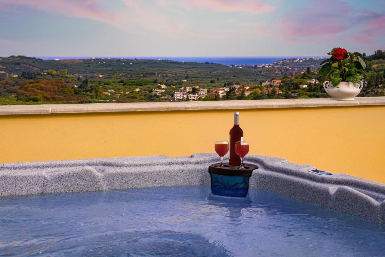 Villa Erontas - Private Heated Jacuzzi Makhairoí 외부 사진