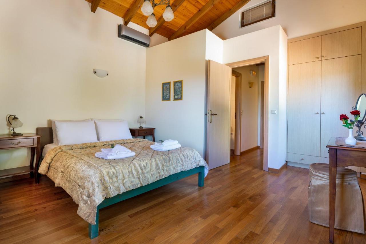 Villa Erontas - Private Heated Jacuzzi Makhairoí 외부 사진