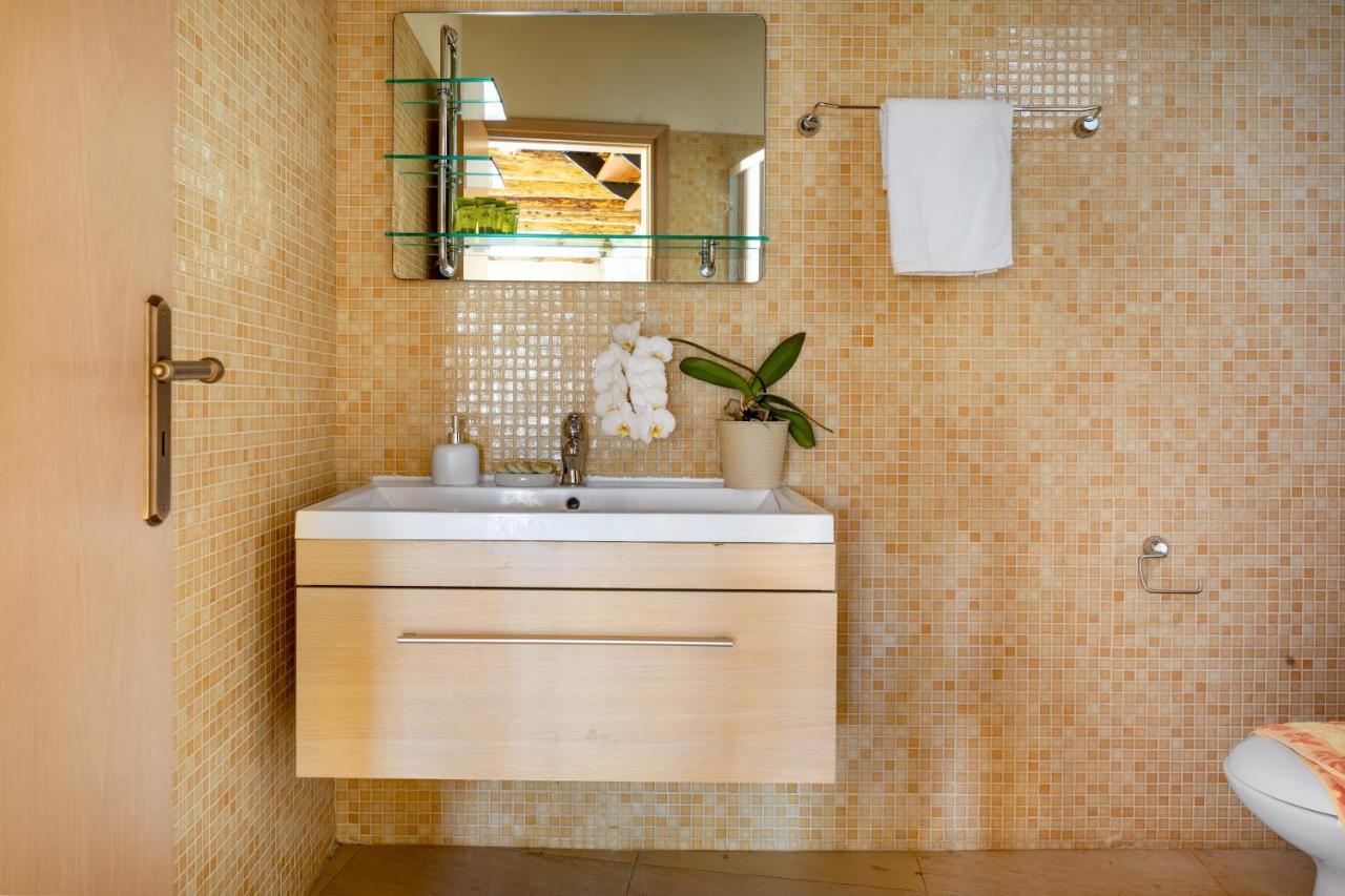 Villa Erontas - Private Heated Jacuzzi Makhairoí 외부 사진