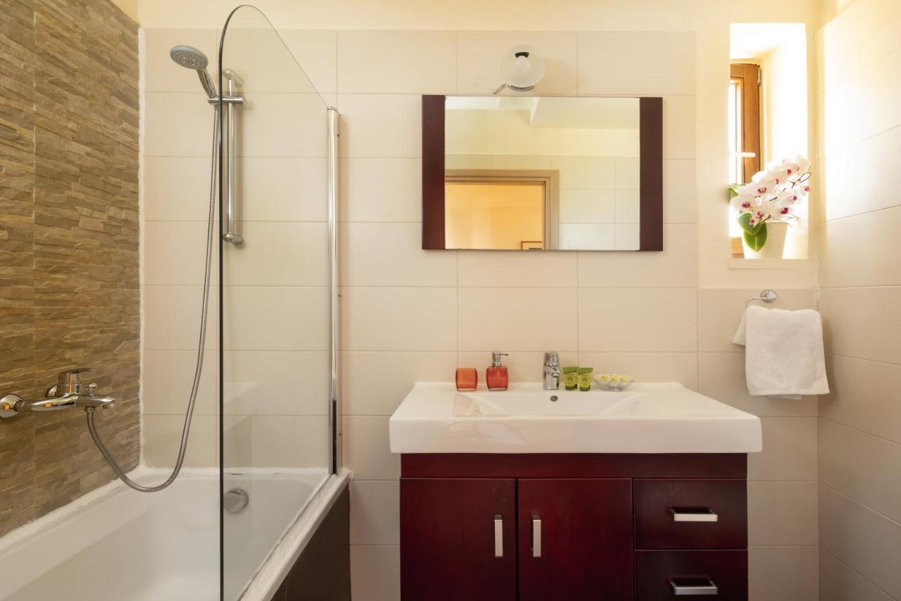 Villa Erontas - Private Heated Jacuzzi Makhairoí 외부 사진